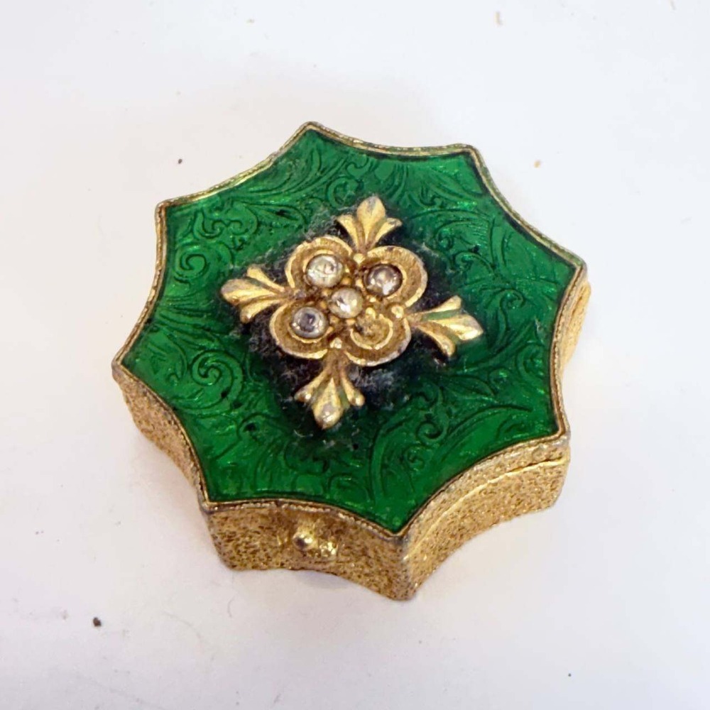 Vintage Florenza Green Enamel Rhinestone Star Pill Box Gold Tone Signed Trinket
